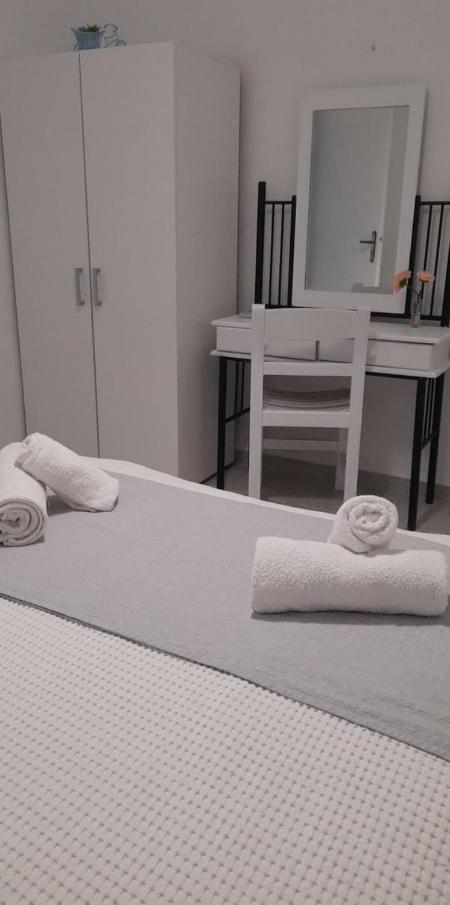 Zolfo Antico Beach Apartment Perissa Eksteriør billede