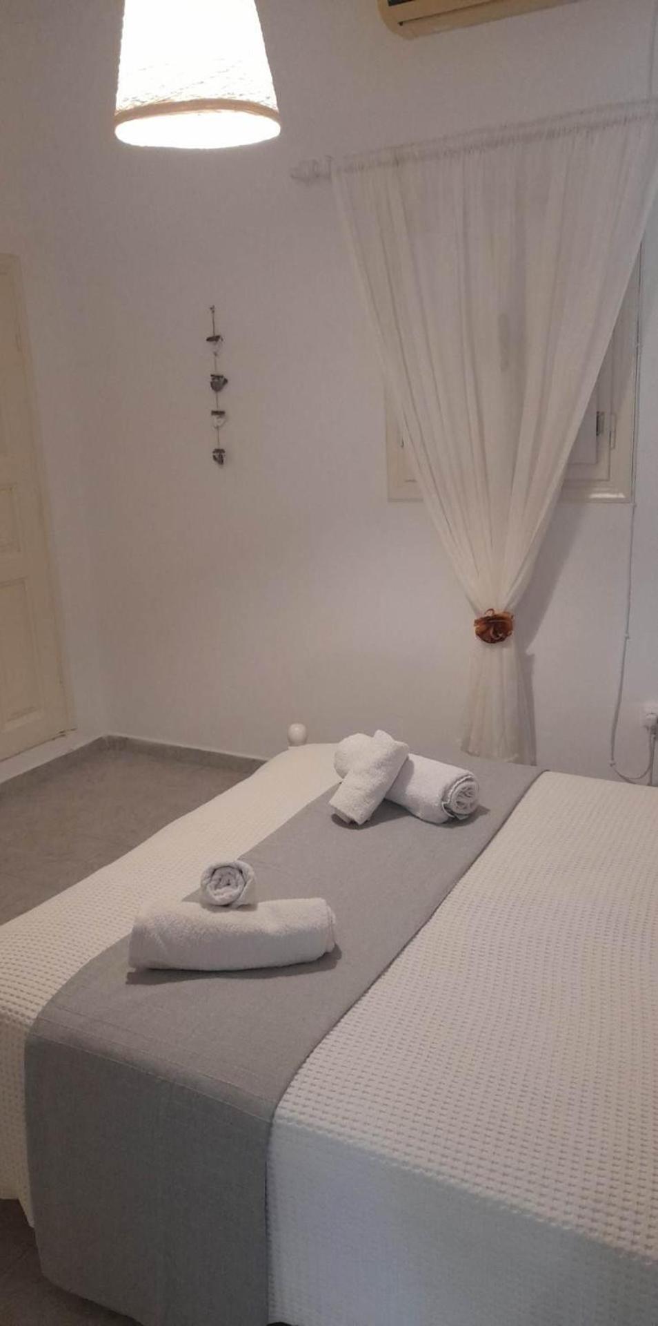 Zolfo Antico Beach Apartment Perissa Eksteriør billede