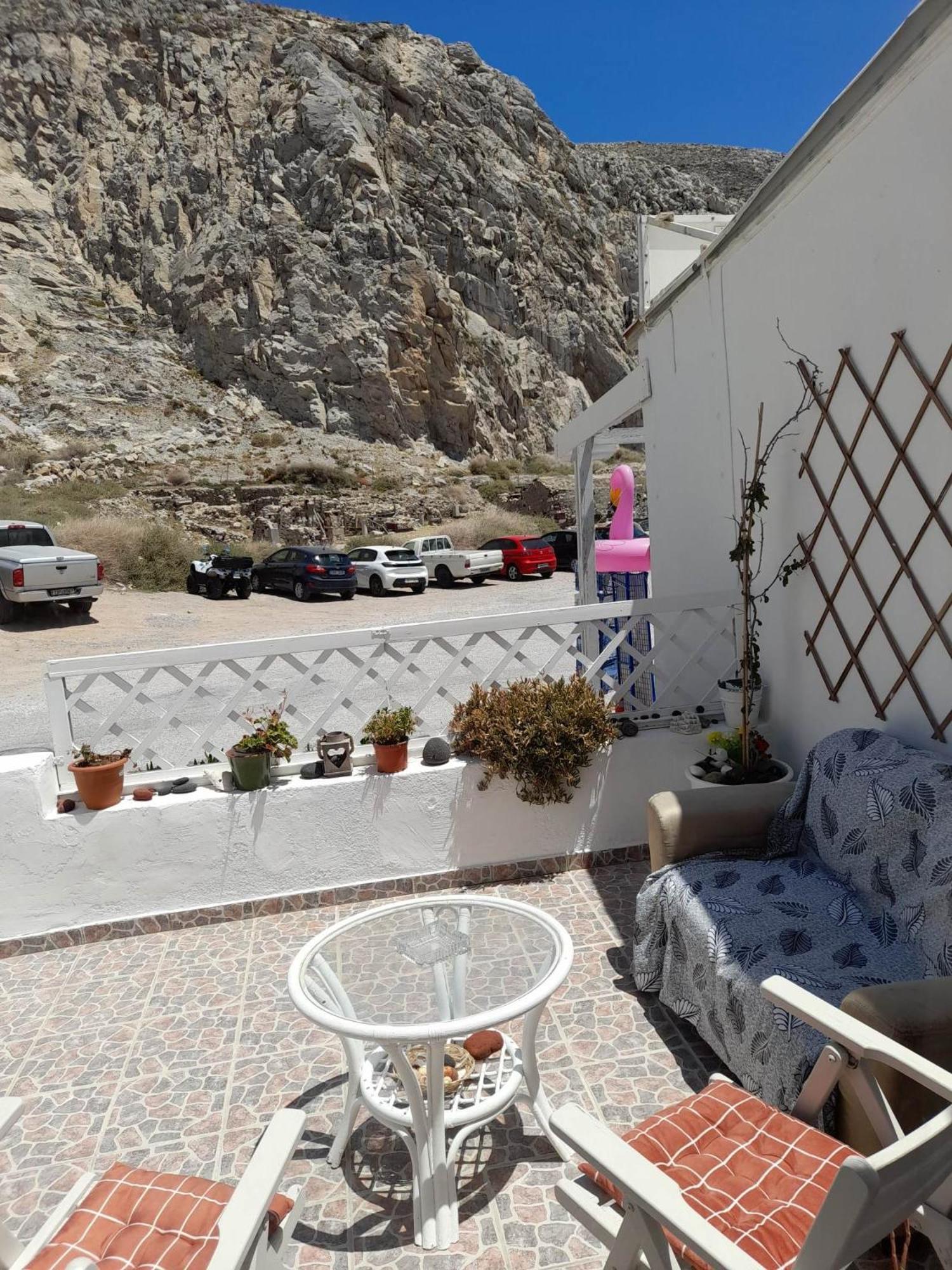 Zolfo Antico Beach Apartment Perissa Eksteriør billede